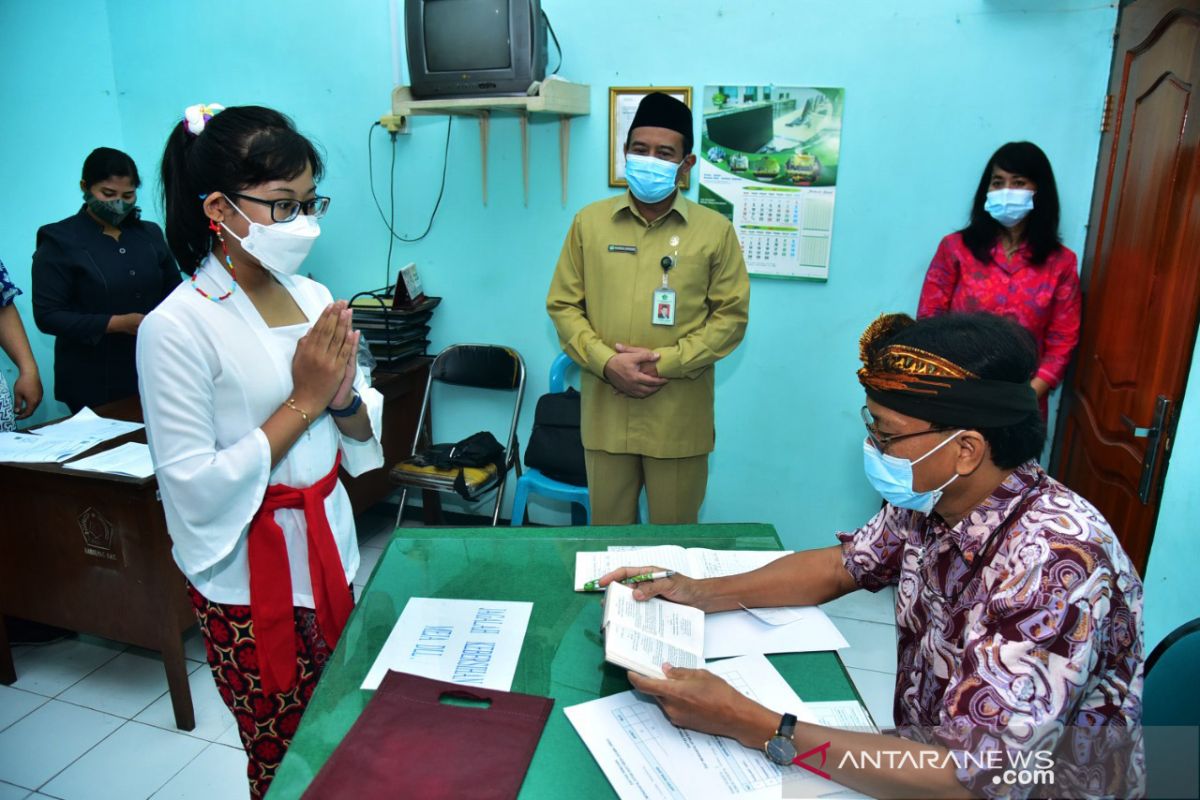 Orang tua di Kota Surabaya diminta jeli pilih sekolah anak