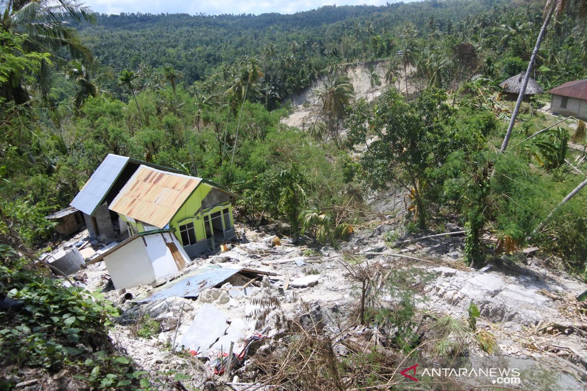 Pakar: sebut Bimtek DPRD  Kupang hamburkan uang rakyat