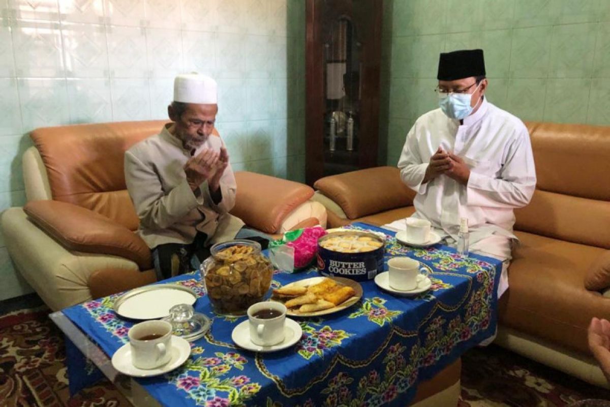 Kiai Nawawi wafat, Gus Ipul: Kami kehilangan guru, ulama sepuh kharismatik panutan umat