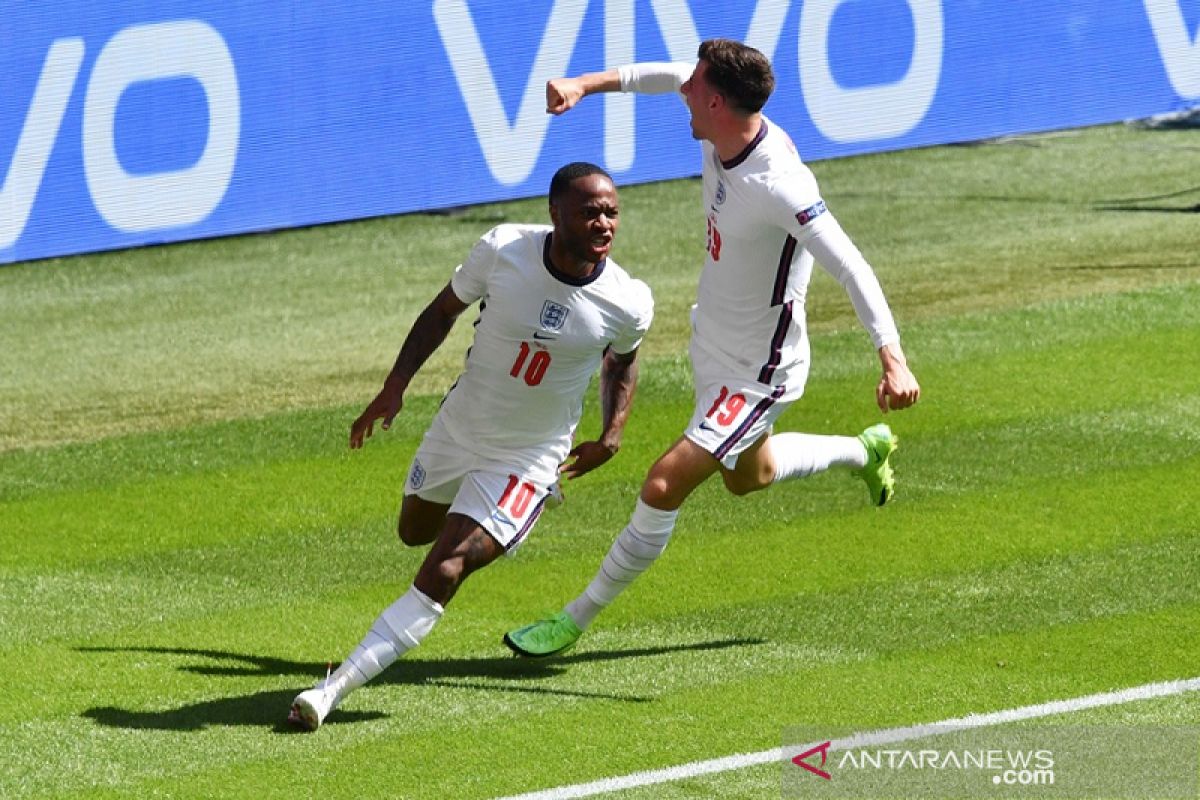 Akhirnya Sterling wujudkan ambisi cetak gol di turnamen bergengsi