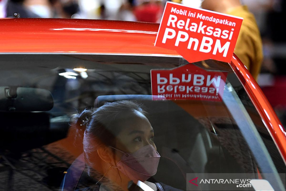 Perbedaan insentif PPnBM otomotif tahun 2022  dengan 2021