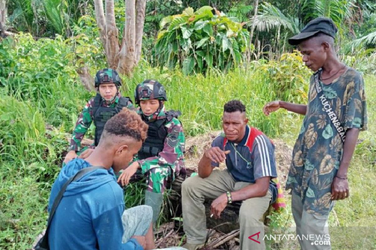 Satgas TNI ajak pemuda di perbatasan jauhi narkoba dan minuman keras