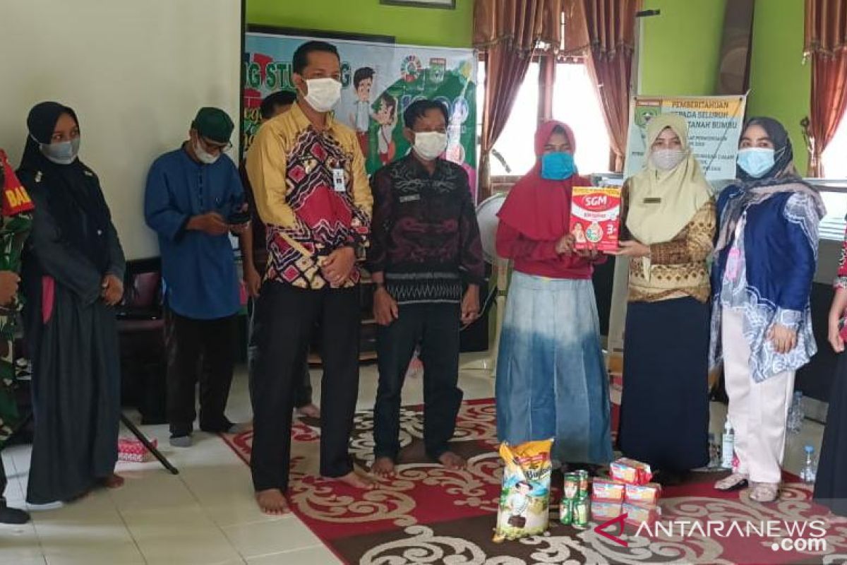 Pemberian makanan tambahan untuk cegah stunting