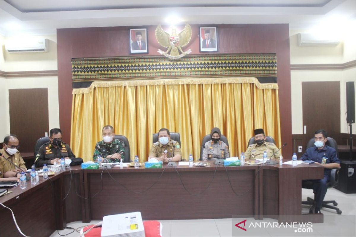 Wali Kota Padangsidimpuan tegaskan warganya tidak menggelar pesta