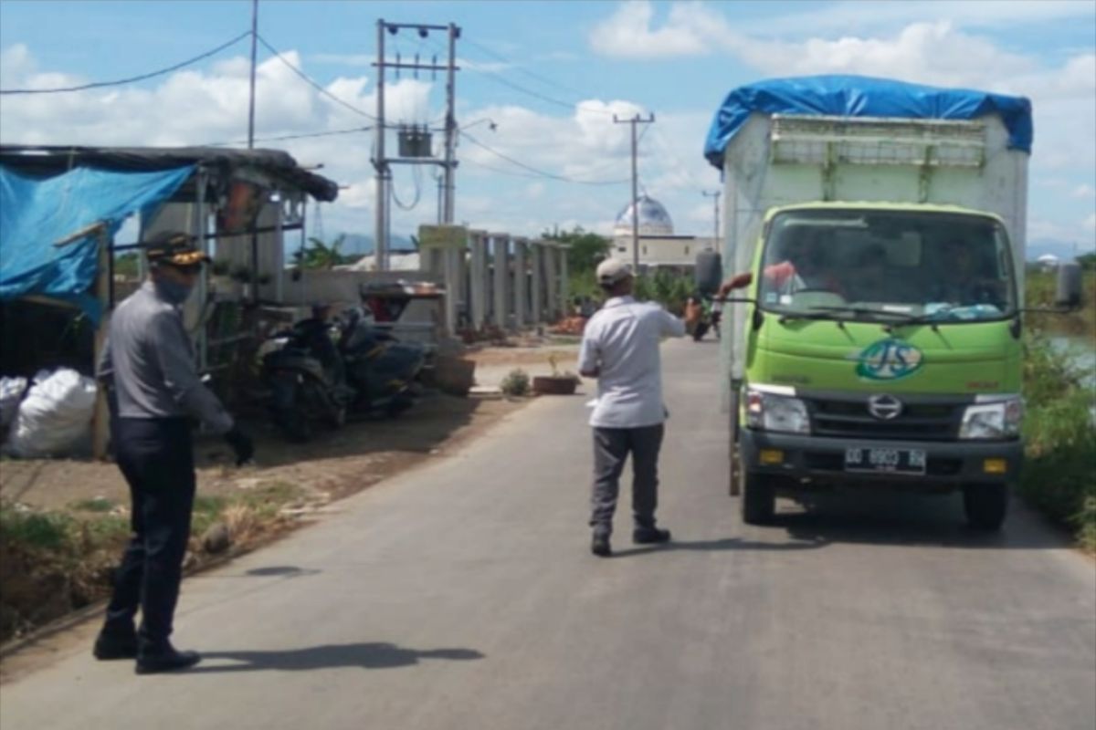 PD Parkir Makassar kenakan retribusi angkutan material di perbatasan