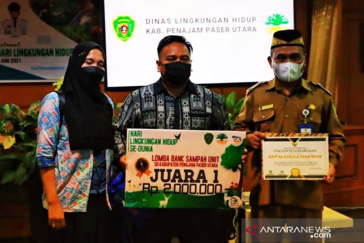 Desa Telemow  Kabupaten Penajam juarai lomba Bank Sampah