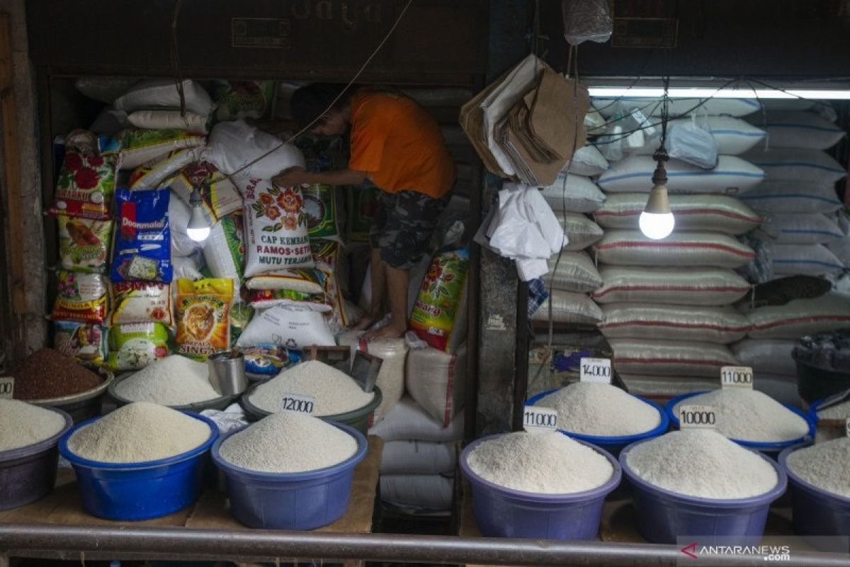 Stok beras di Pasar Induk Cipinang capai 40 ribu ton jelang HUT RI
