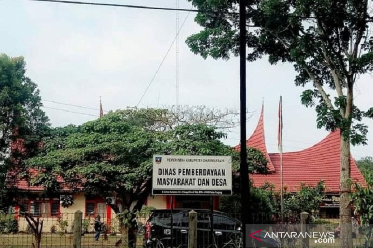 Untuk belajar membentuk desa adat, puluhan wali nagari di Dharmasraya kunjungi Bali