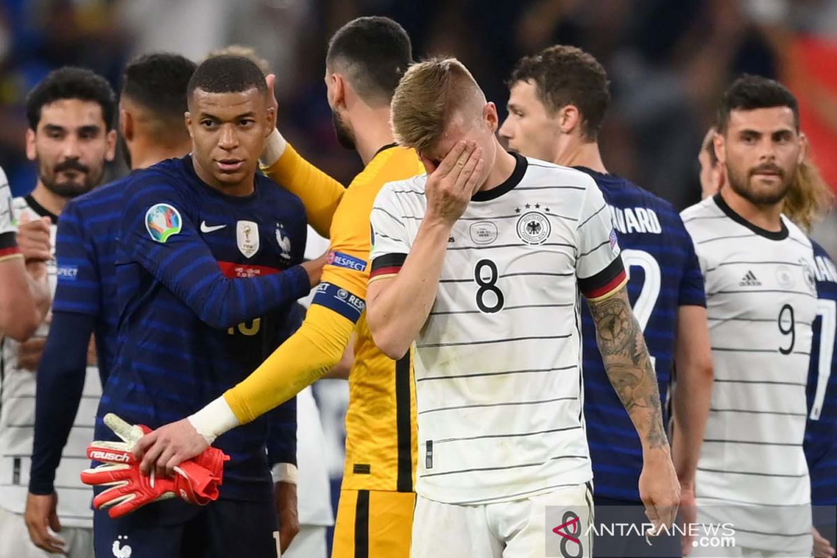 Gol bunuh diri Hummels membuat Prancis menang 1-0 atas Jerman