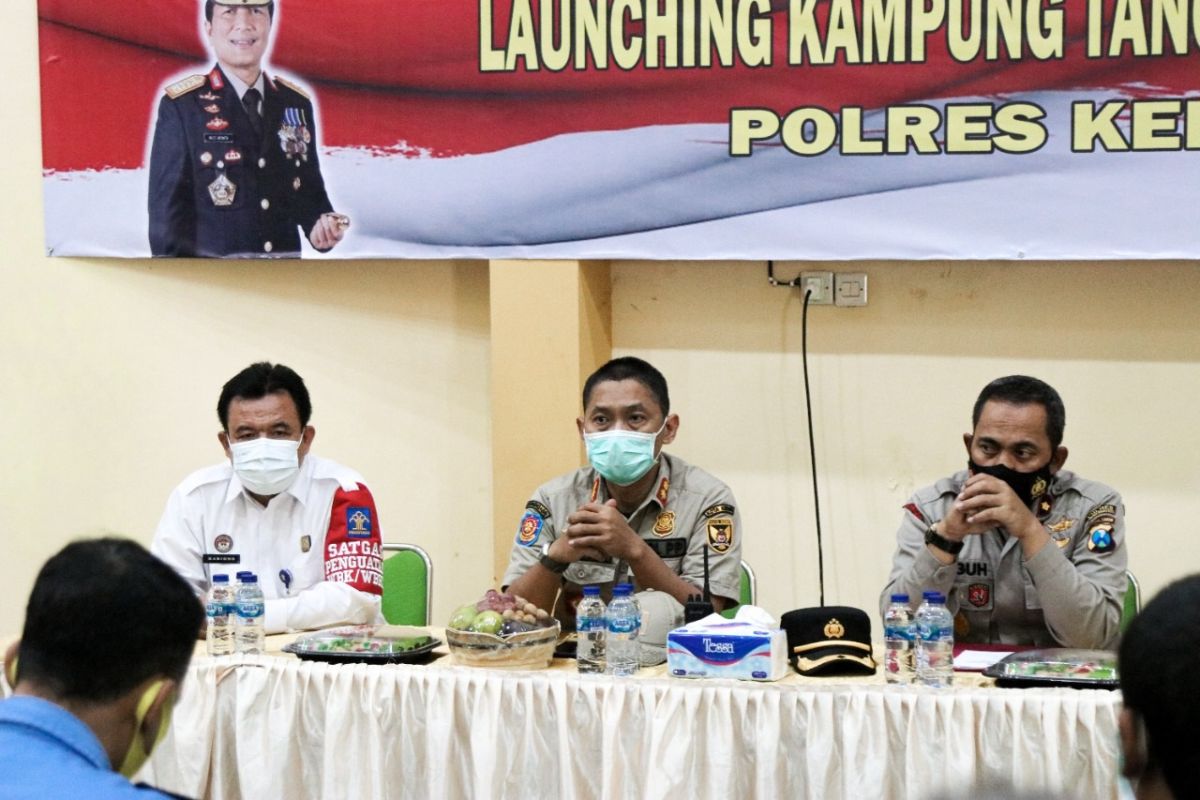 Kelurahan Ngronggo Kediri dinobatkan sebagai kampung tangguh bersih narkoba