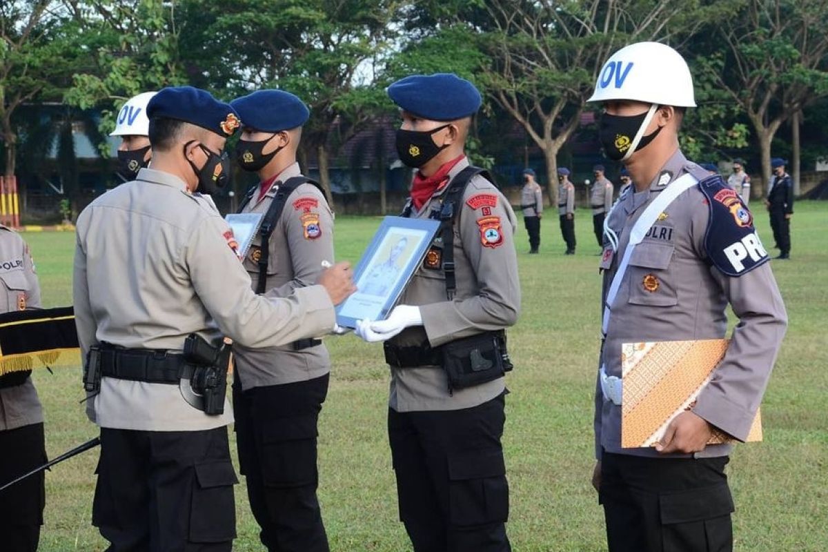 Dua polisi dipecat tidak hormat di Kalimantan Selatan