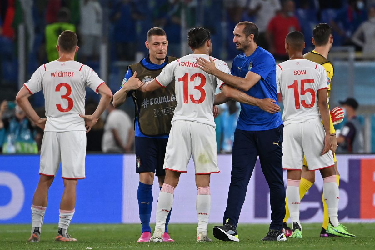 Cedera tak usik kegembiraan Italia ke putaran 16 besar