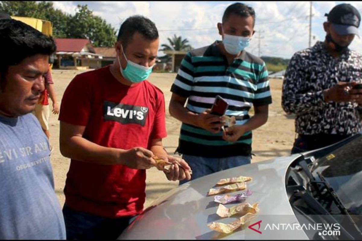 Tindaklanjuti Instruksi Kapolri, polisi tangkap pelaku pungli jasa parkir di Dharmasraya