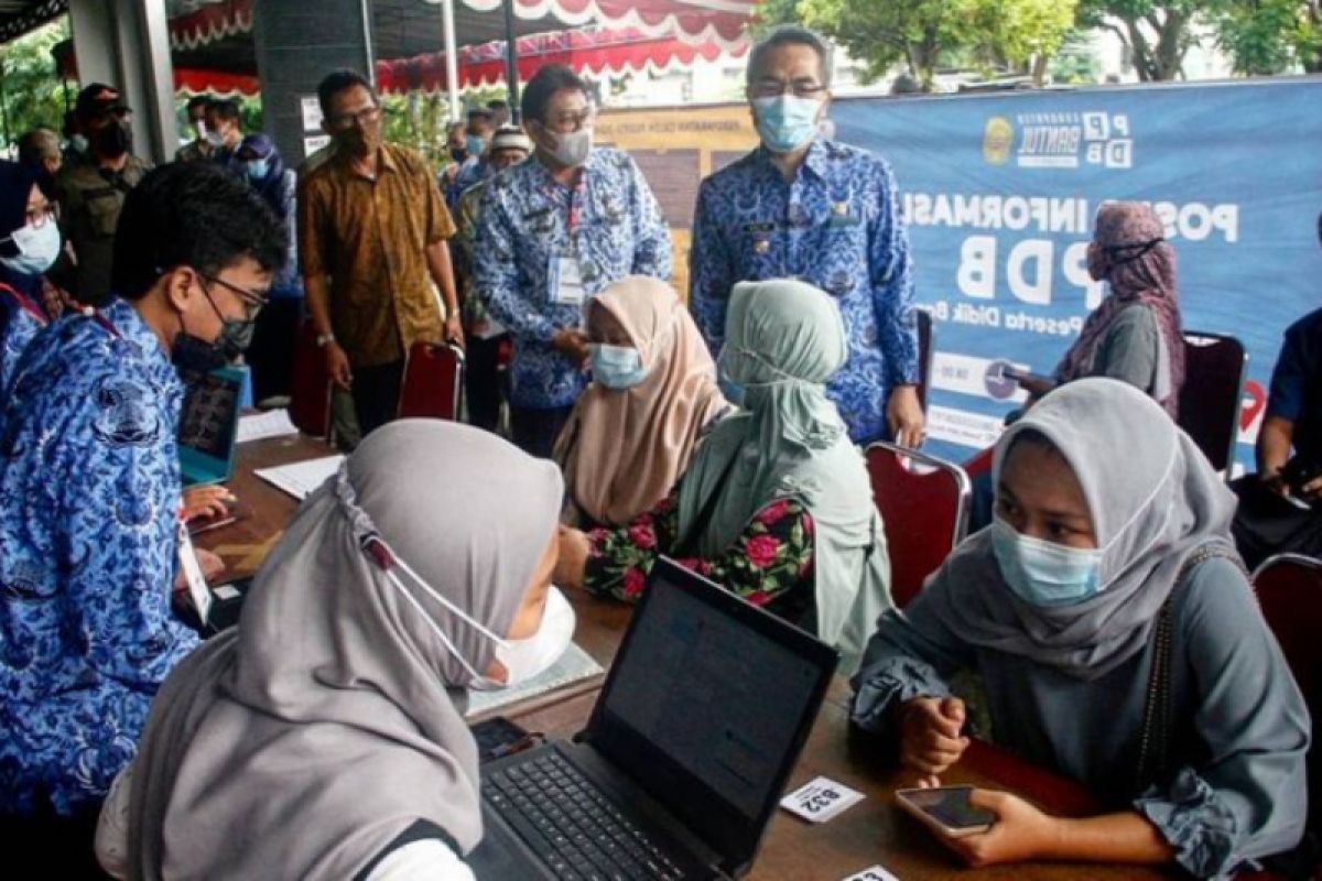 Bupati Bantul: Kesuksesan anak tak selalu ditentukan di sekolah negeri