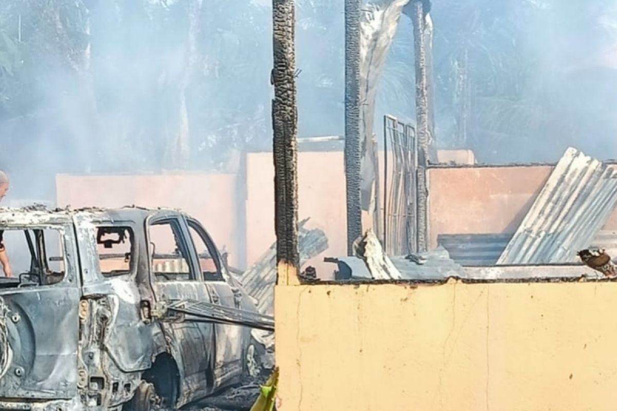 Empat rumah di Pondok Suguh terbakar akibat arus pendek listrik
