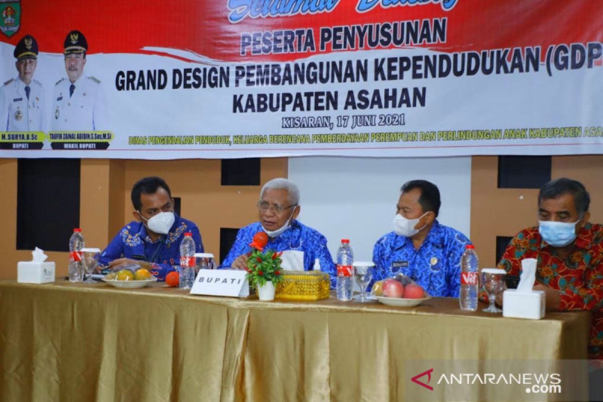 Bupati Asahan buka pertemuan penyusunan grand design pembangunan kependudukan