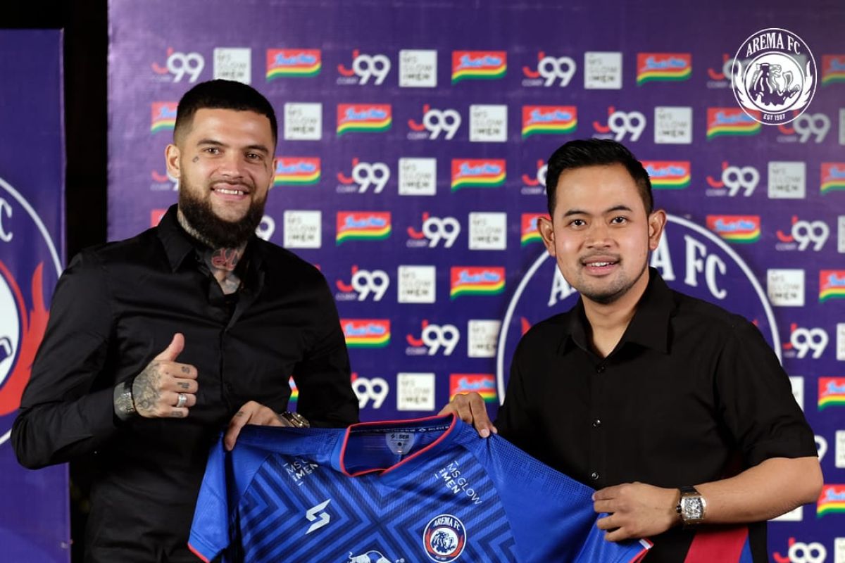 Presiden klub siap gabungkan dua Arema