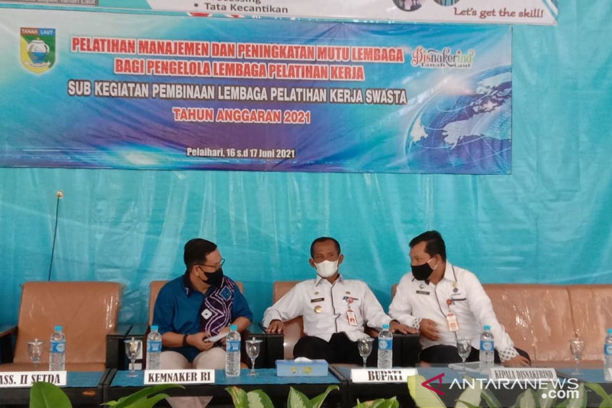 Pemkab Tanah Laut targetkan 500 tenaga kerja siap pakai setiap tahun