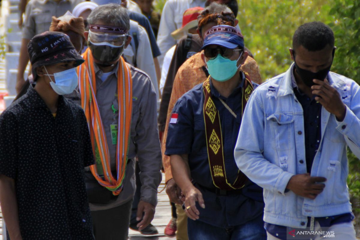 Pengelolaan Taman Wisata Alam Menipo padukan budaya-alam