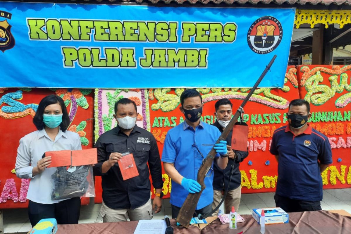 Polda Jambi terima penyerahan 140 senjata api rakitan milik warga