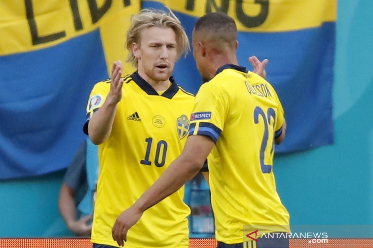 Euro 2020 - Obrolan turun minum bantu Swedia main bagus babak kedua kontra Slovakia