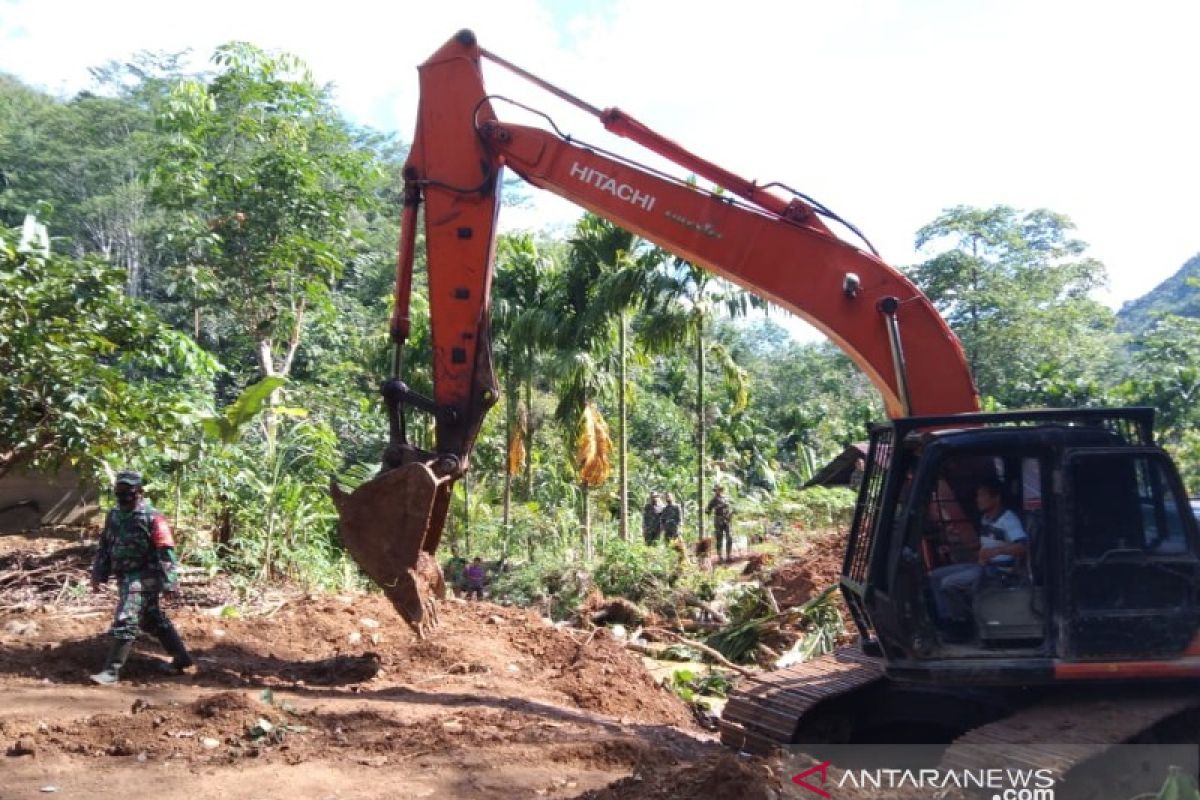 Kerja keras Satgas TMMD Kodim 0212 selesaikan jalan tembus dua kecamatan