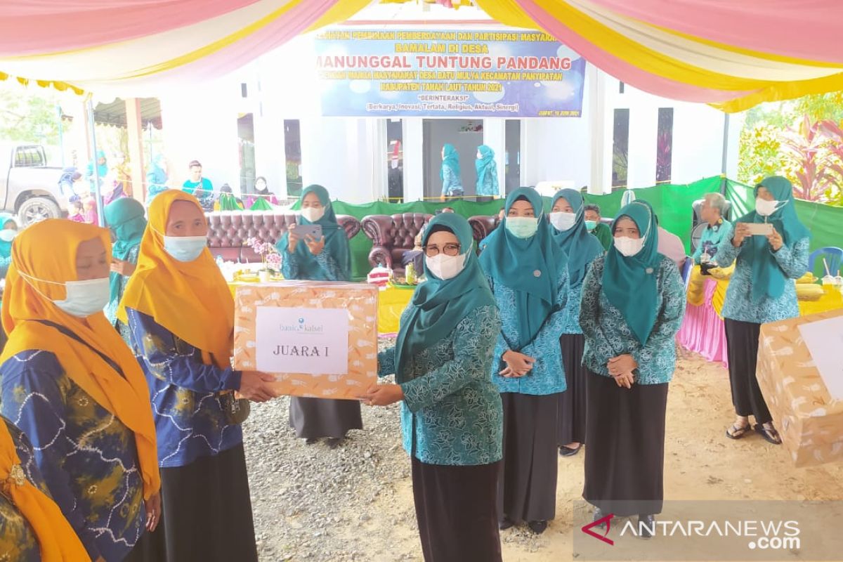 Getuk kekinian juara lomba kudapan antar RT di Desa Batu Mulya