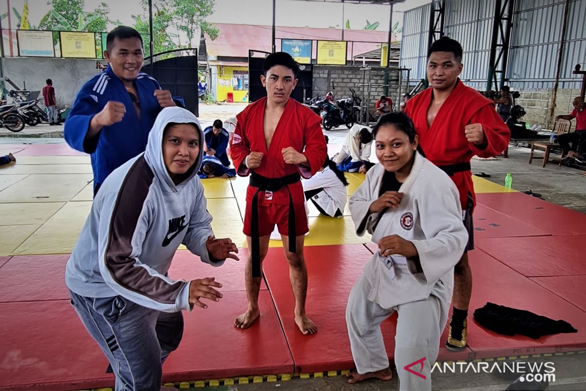 Lima atlet sambo Kalsel ikuti Kejurnas di Bandung demi Asian Championships