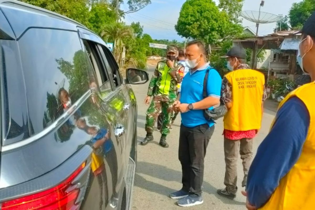 Satgas COVID-19 Bahorok lakukan penyekatan menuju kawasan wisata Bukit Lawang