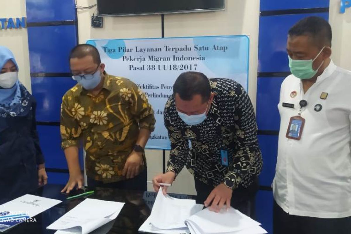 Divisi Keimigrasian Kemenkumham Sulsel siap beri kemudahan layanan paspor di LTSA Parepare