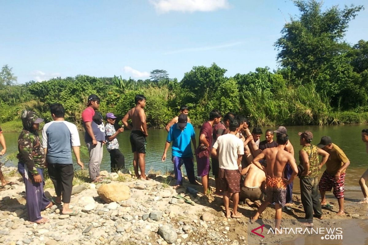 Pelajar tenggelam di Air Dikit Mukomuko ditemukan meninggal dunia