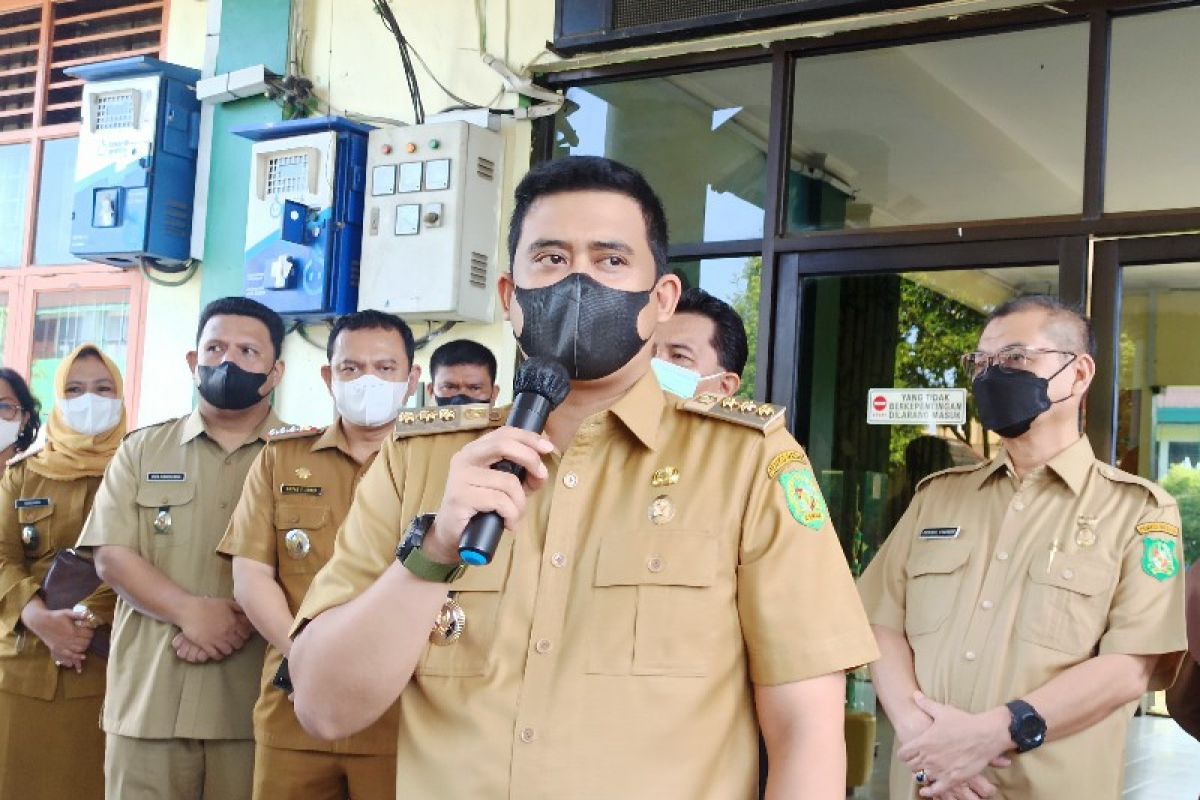 Wali Kota Medan ingatkan jangan ada  pungli di lingkungan sekolah