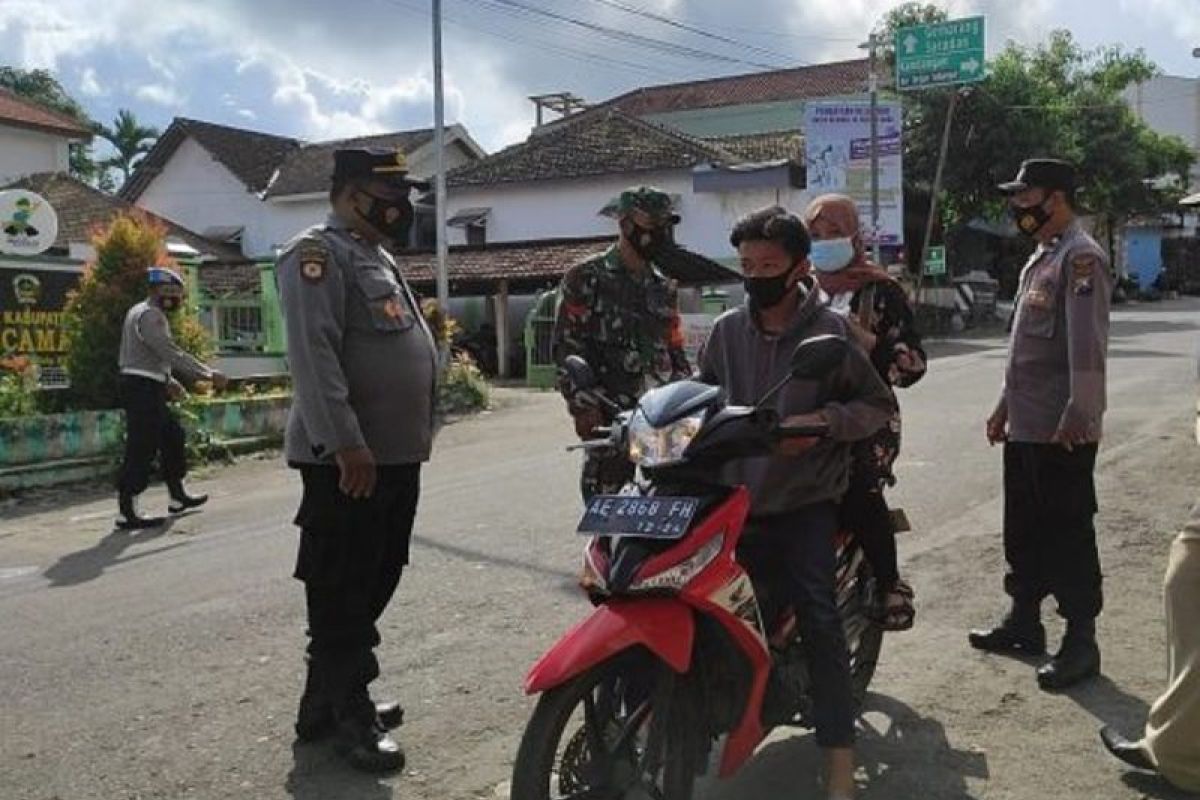 Polres Madiun bersama TNI tingkatkan operasi yustisi prokes cegah COVID-19