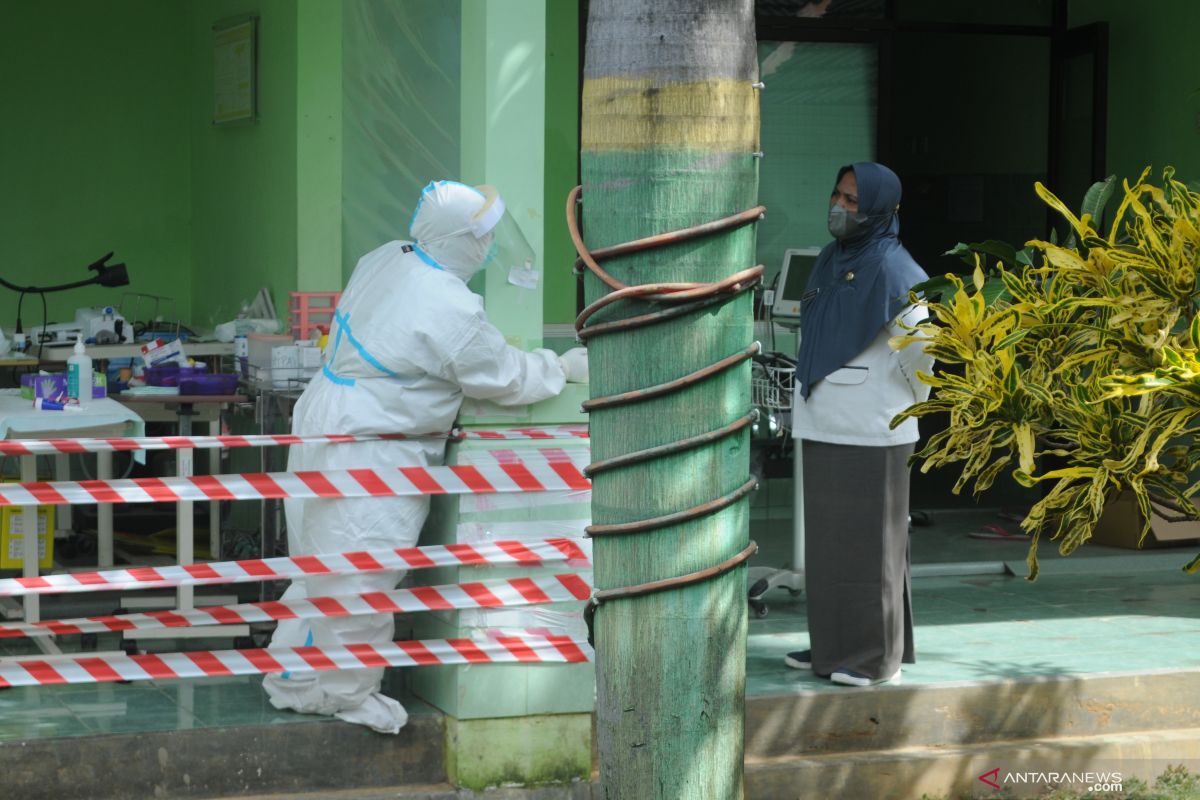 Presiden minta kapasitas rumah sakit hingga persediaan obat ditingkatkan