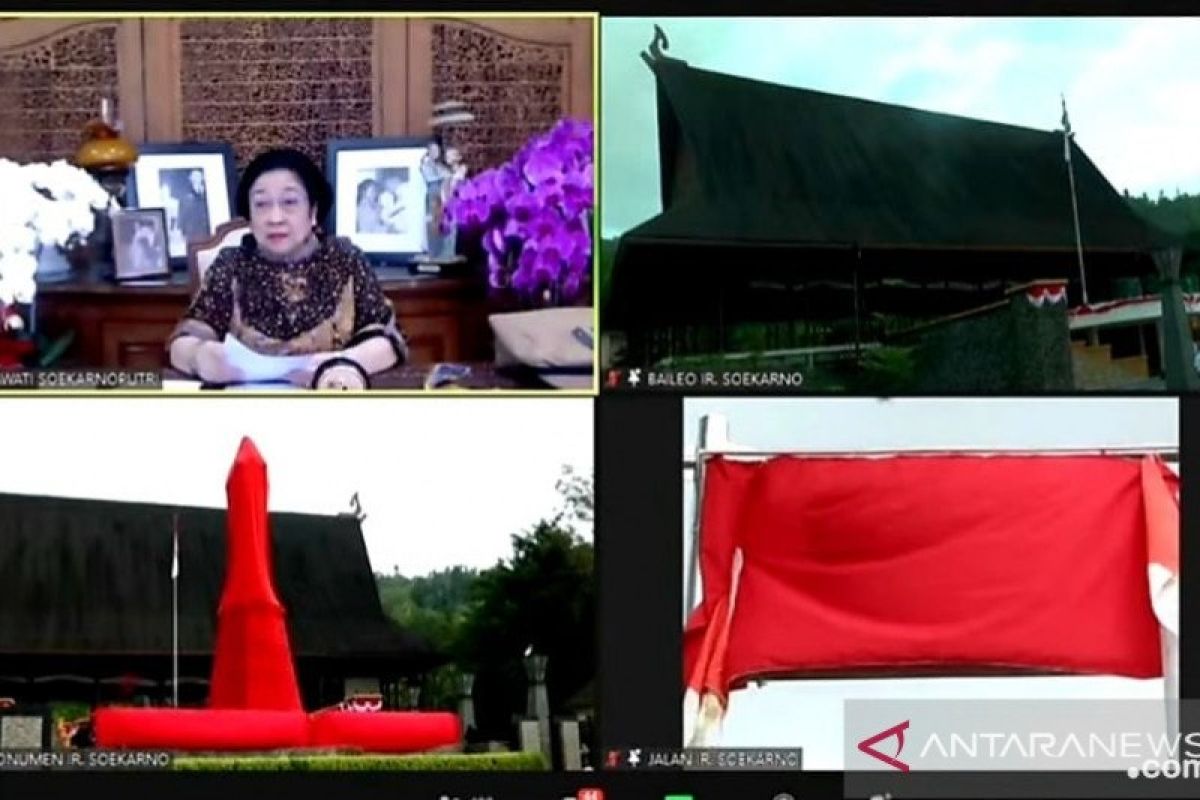 Megawati Soekarnoputri resmikan rumah adat dan jalan Bung Karno di Maluku Tengah