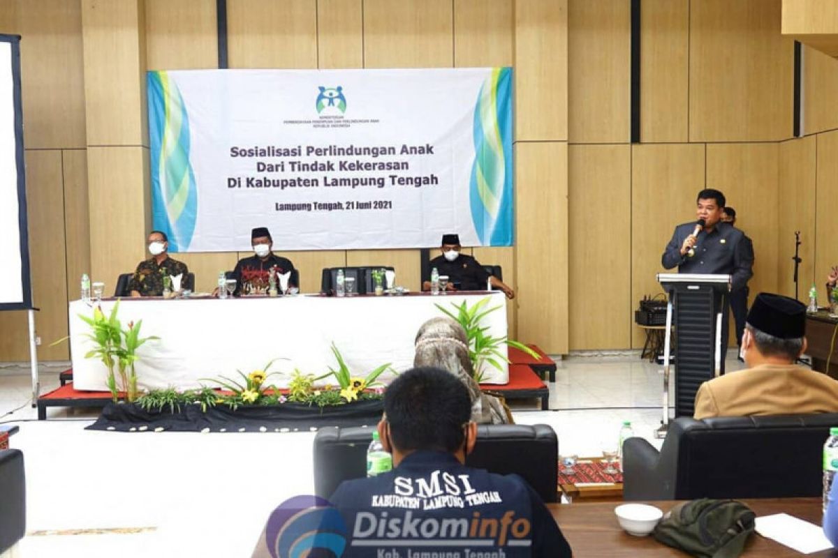 Bupati Lampung Tengah hadiri acara sosialsiasi perlindungan anak