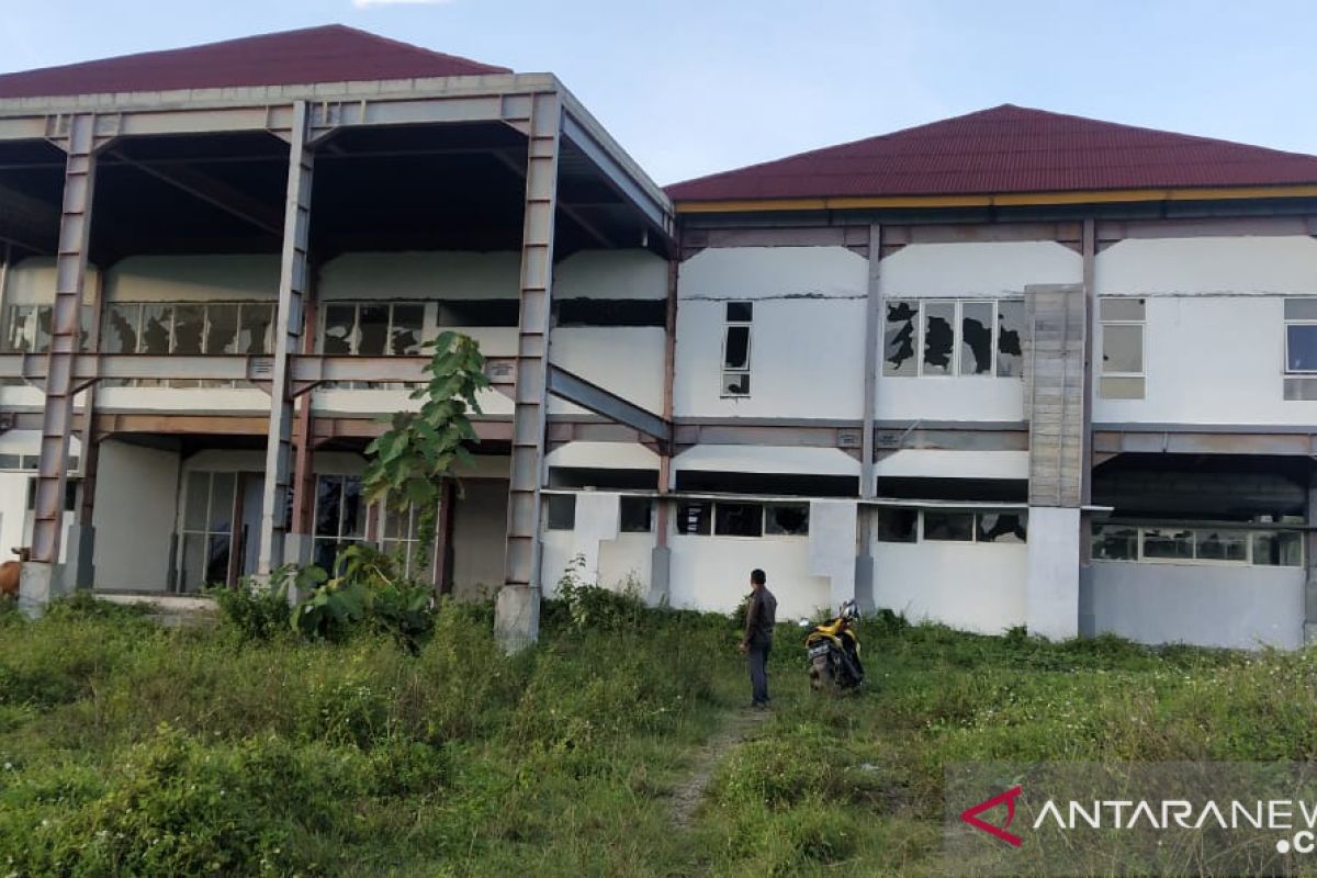 Penanganan kasus korupsi Kantor Dinas Perumahan Papua Barat belum selesai