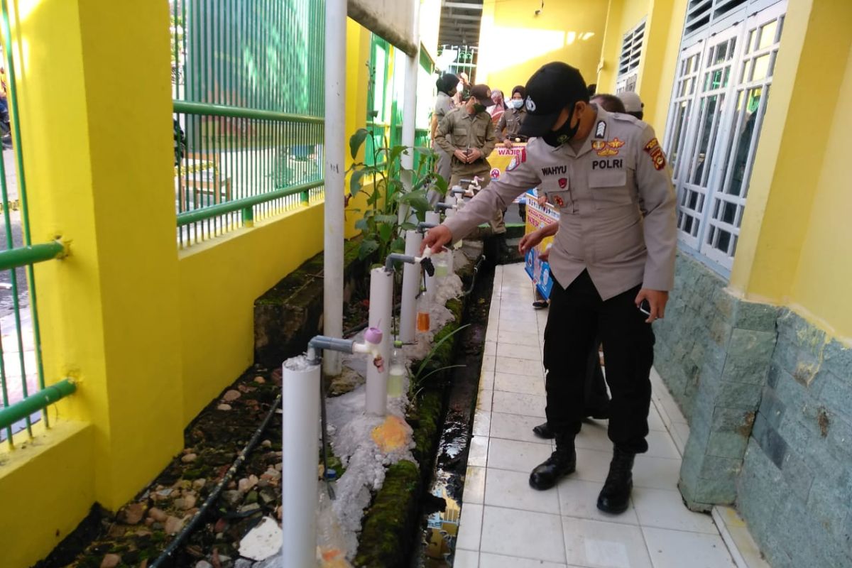 Polres OKU awasi penerapan prokes di lingkungan sekolah