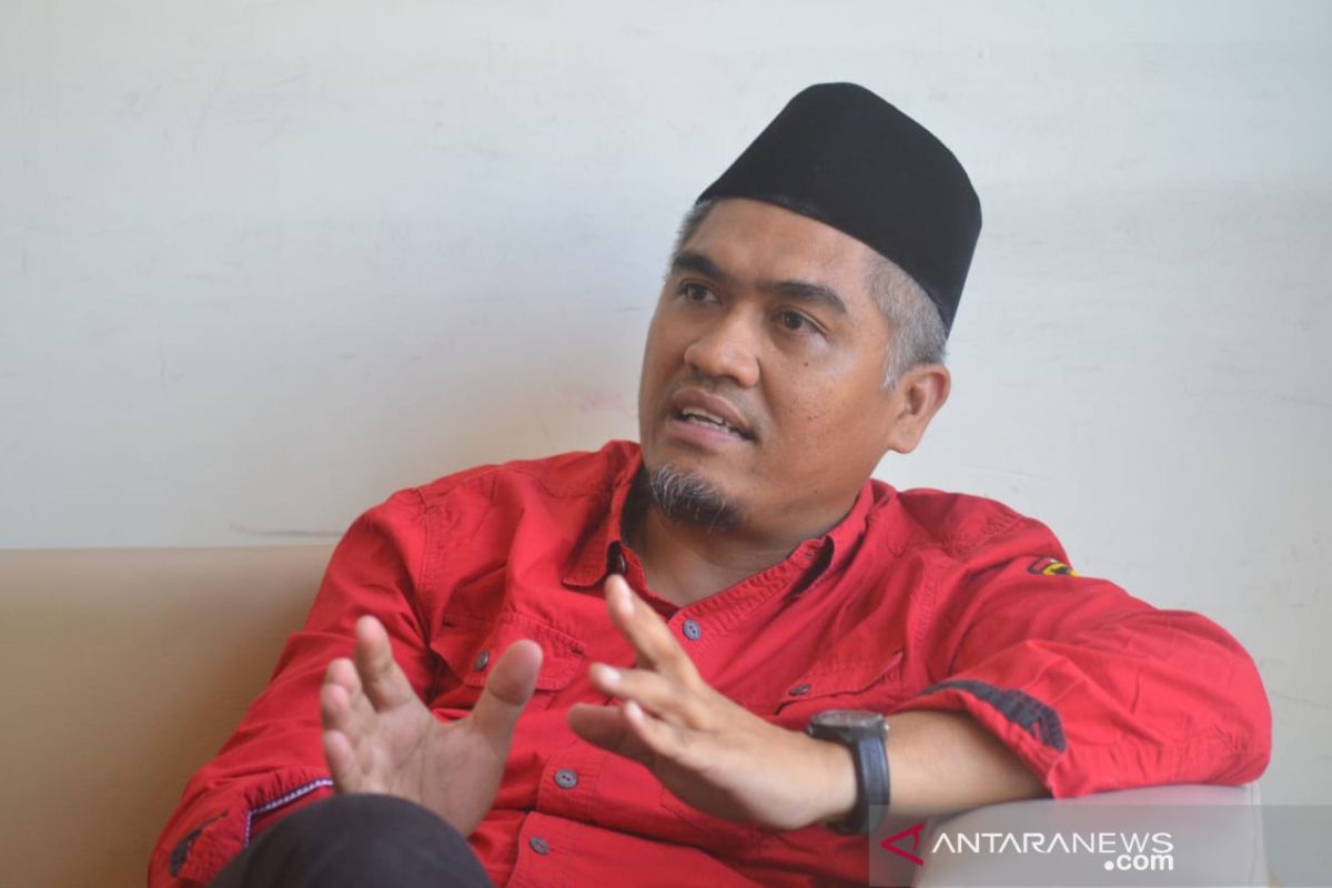 Hindari membangun narasi hoaks di ruang publik