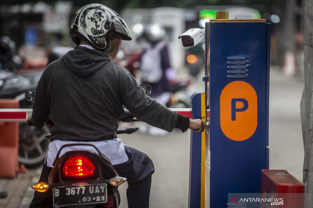 Hoaks! Kenaikan tarif parkir 2023 di Jakarta hingga Rp60.000 per jam