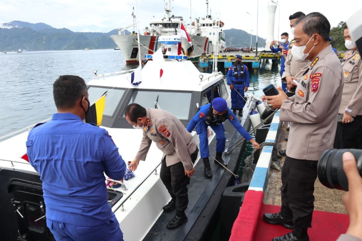 Polda Sumbar terima kapal baru jenis pemburu dari Mabes Polri, ini spesifikasinya