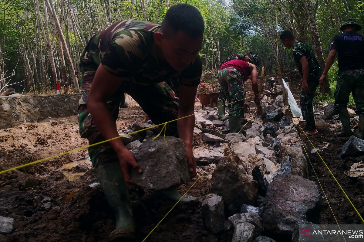 Warga hibahkan tanah sepanjang 3,149 kilometer untuk TMMD ke-111 di Tapin