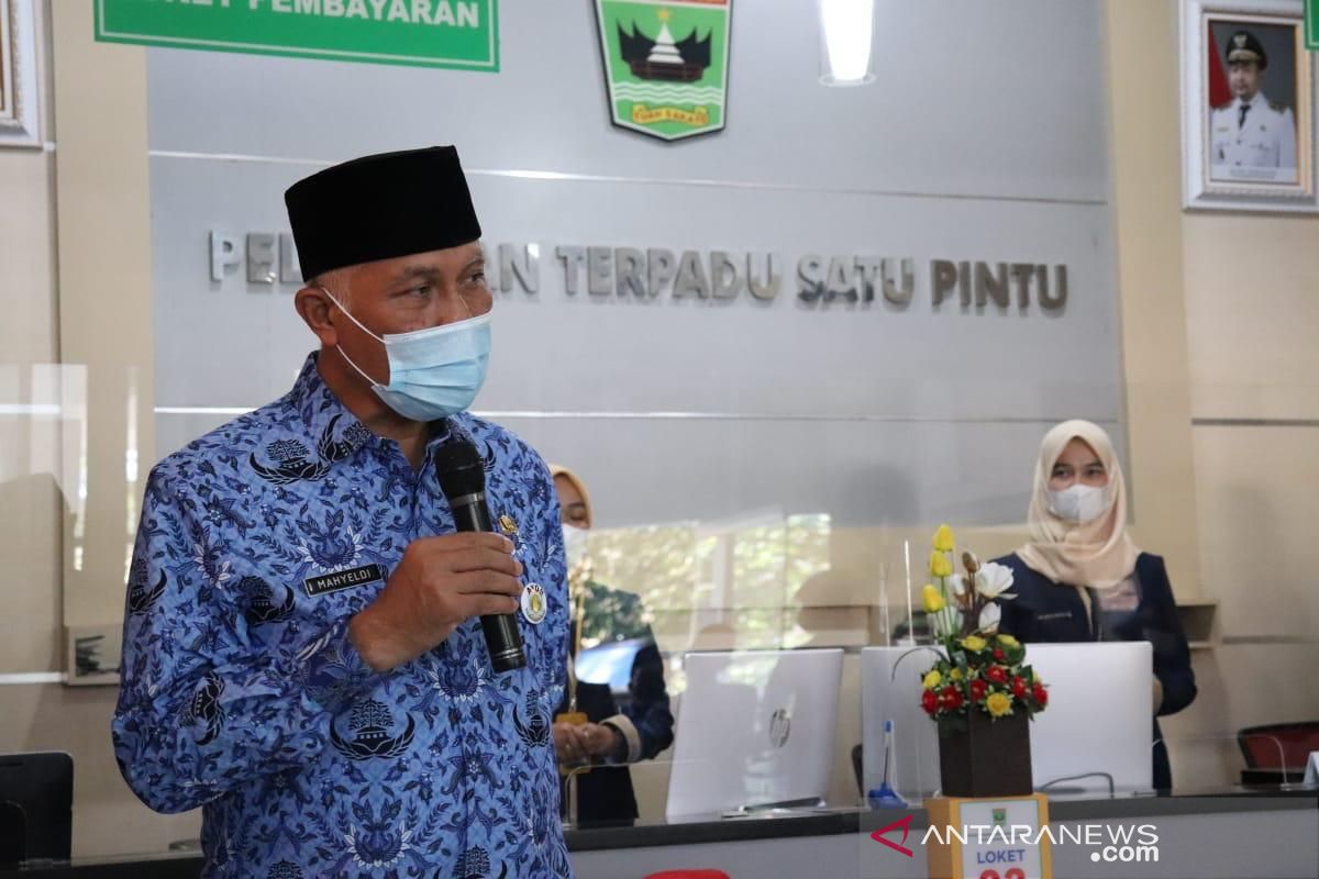 Mahyeldi : SMK harus sesuaikan kurikulum dengan dunia kerja