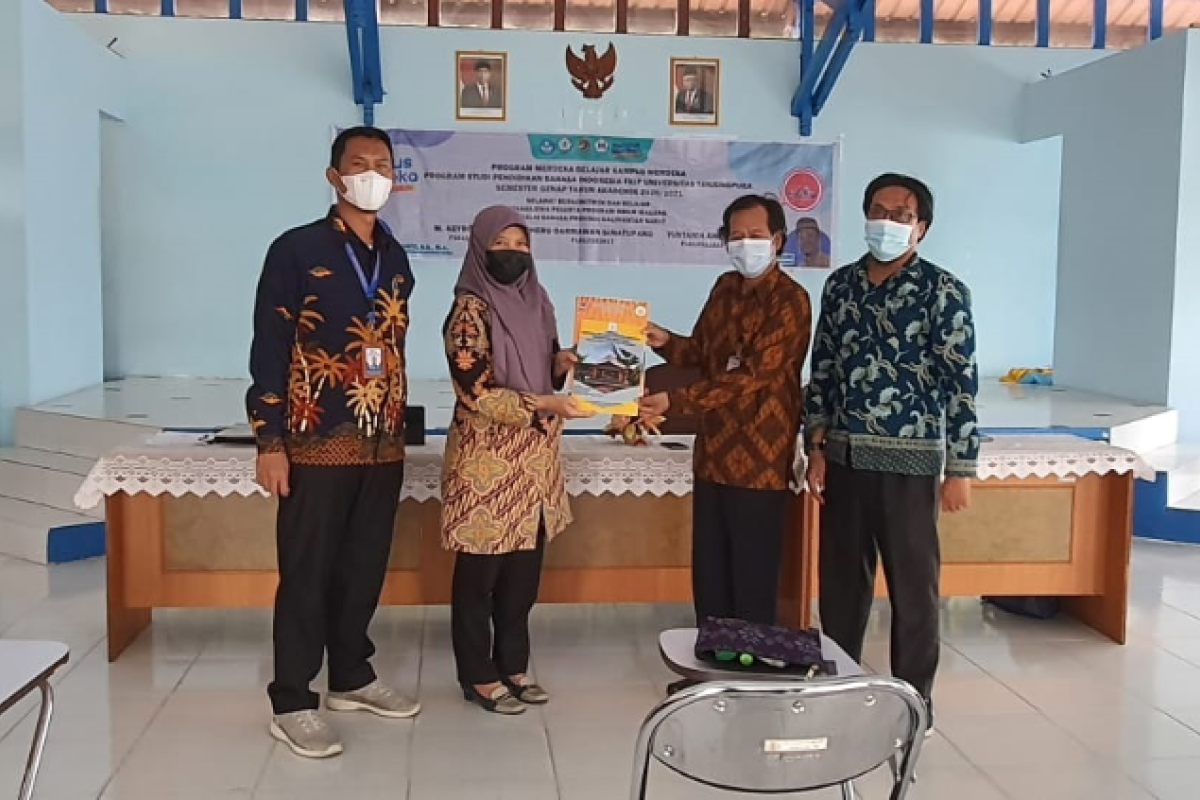 Balai Bahasa Kalbar latih mahasiswa MBKM magang FKIP Untan jadi peneliti