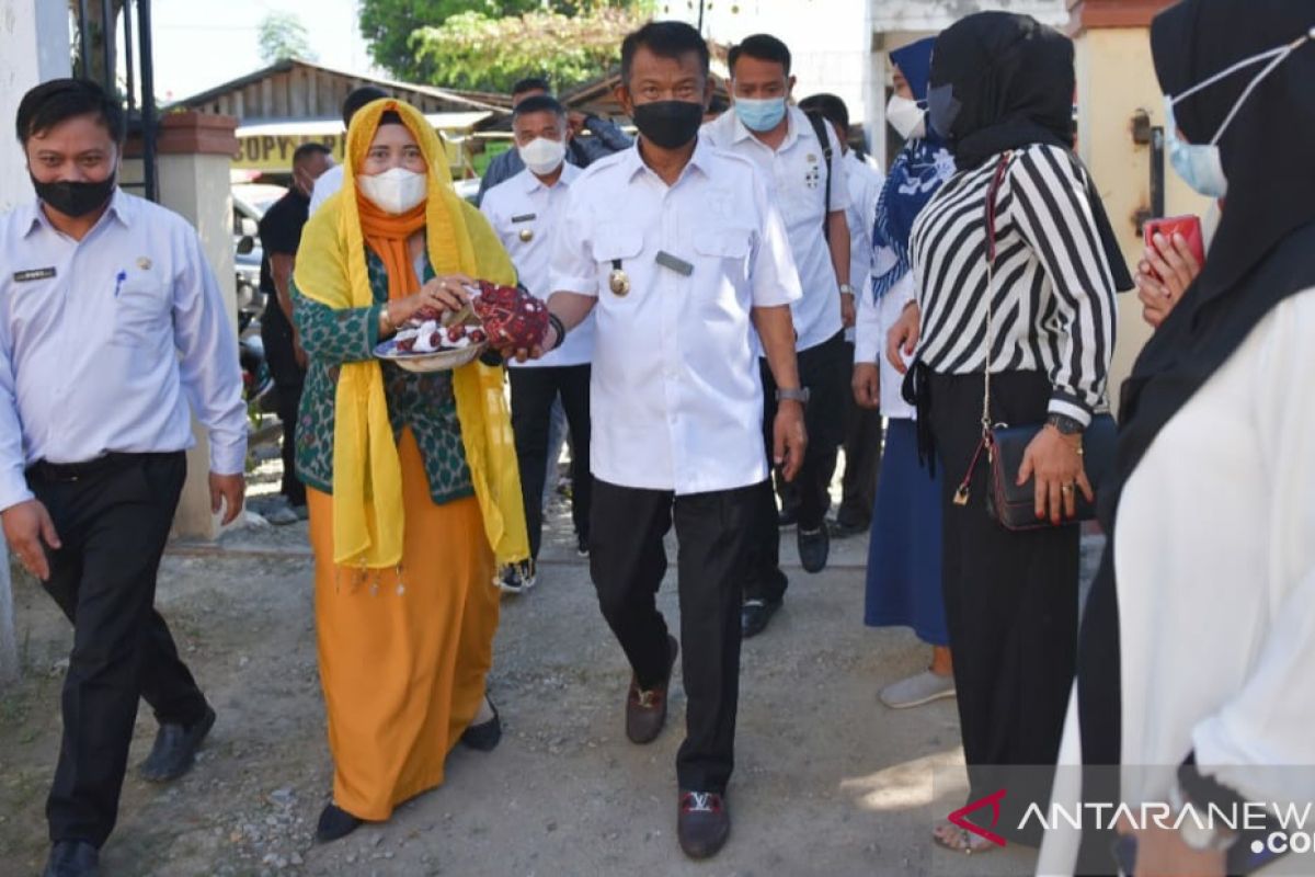 Gubernur Sulteng  imbau masyarakat disiplin terapkan prokes cegah COVID