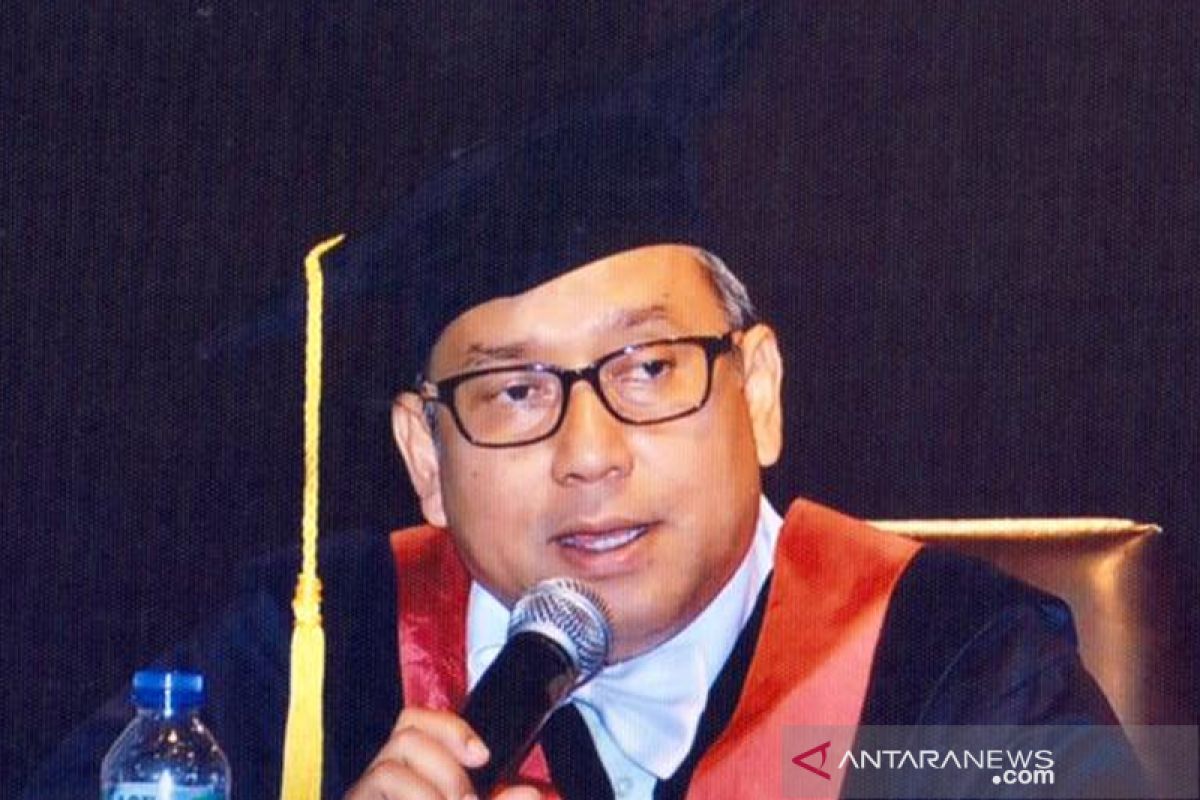 Guru Besar Hukum Unbor: Santet antara ada  dan tiada