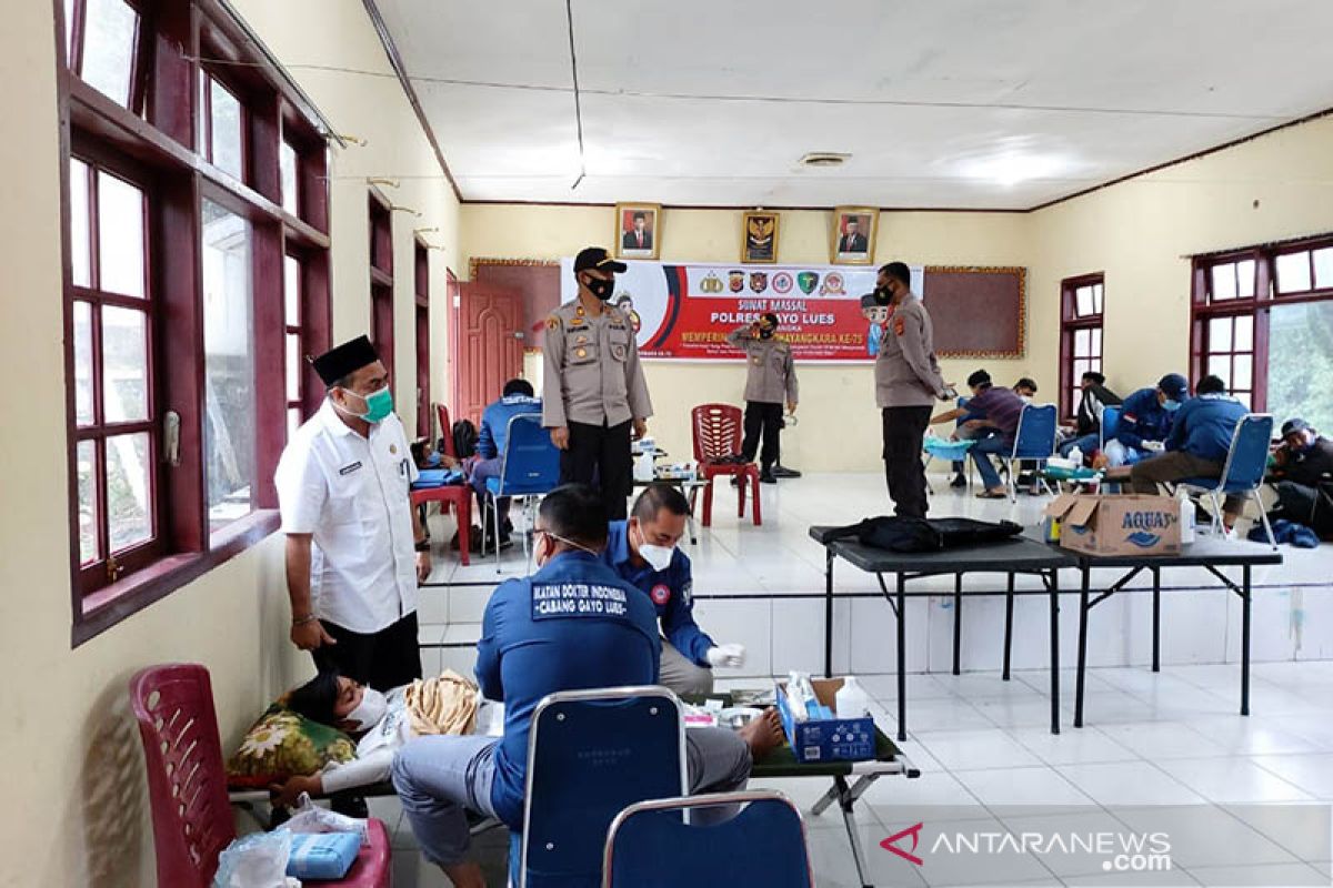 Peringati HUT ke-75 Bhayangkara, Polres Gayo Lues adakan khitanan massal