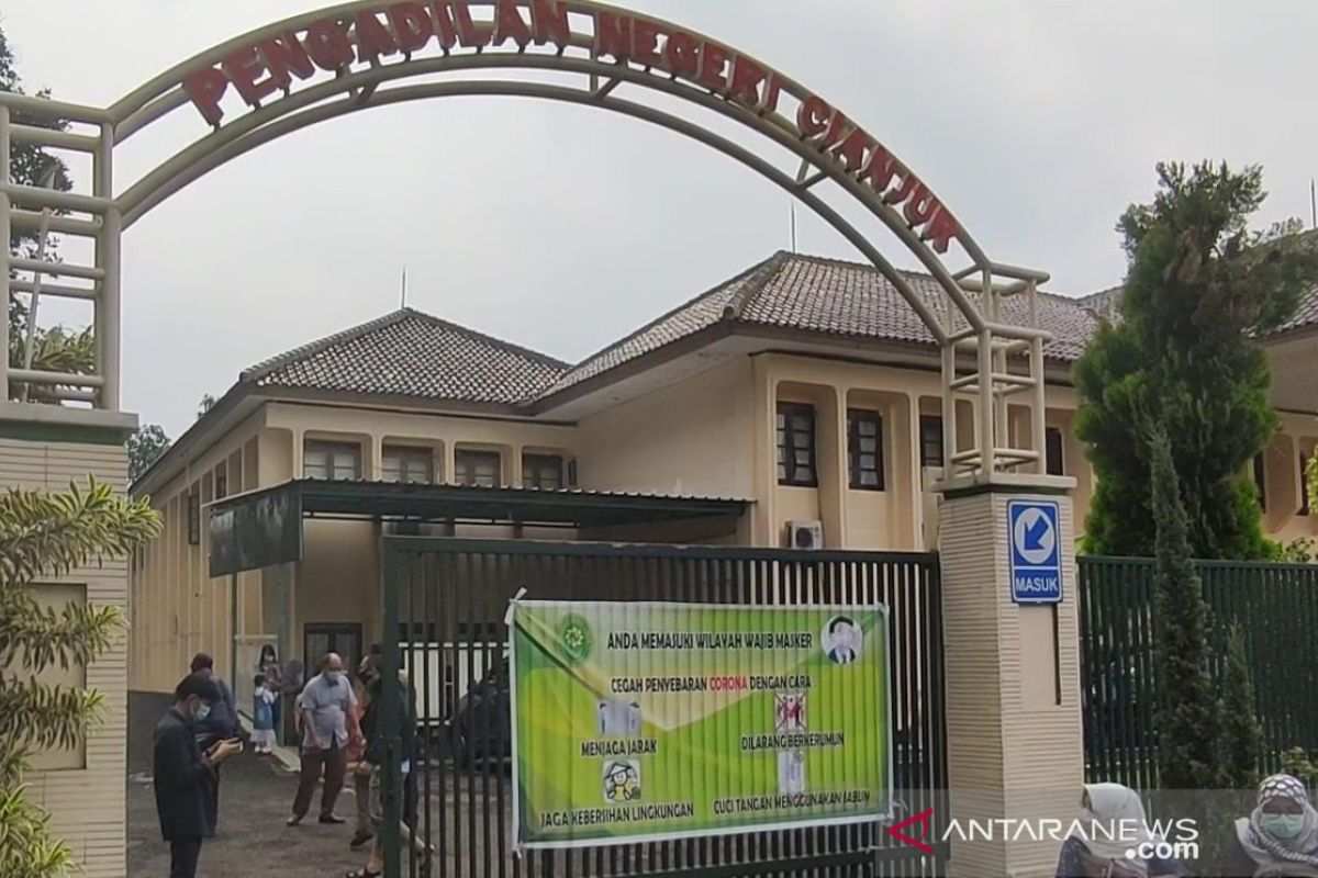 PN Cianjur hentikan persidangan mulai pekan depan