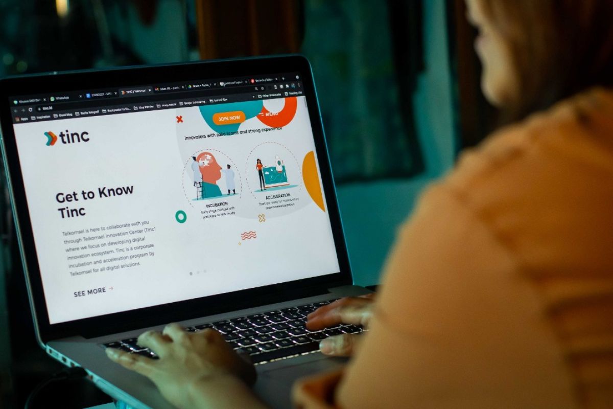 Perkuat ekosistem digital  Telkomsel luluskan 5 Startup program Tinc