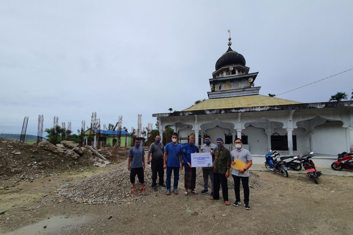 PLN bantu rehab rumah ibadah di Aceh Selatan